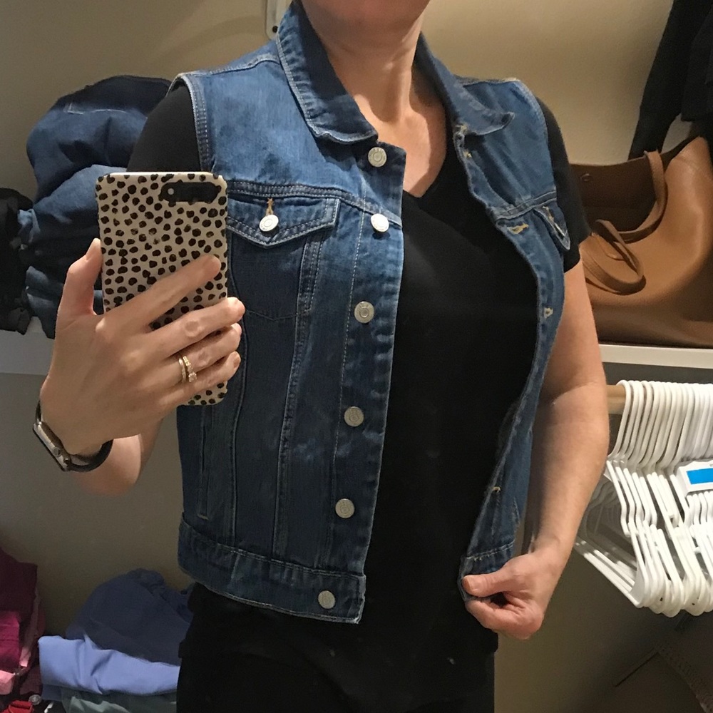 Old Navy Denim Vest NWT. Girls XXL